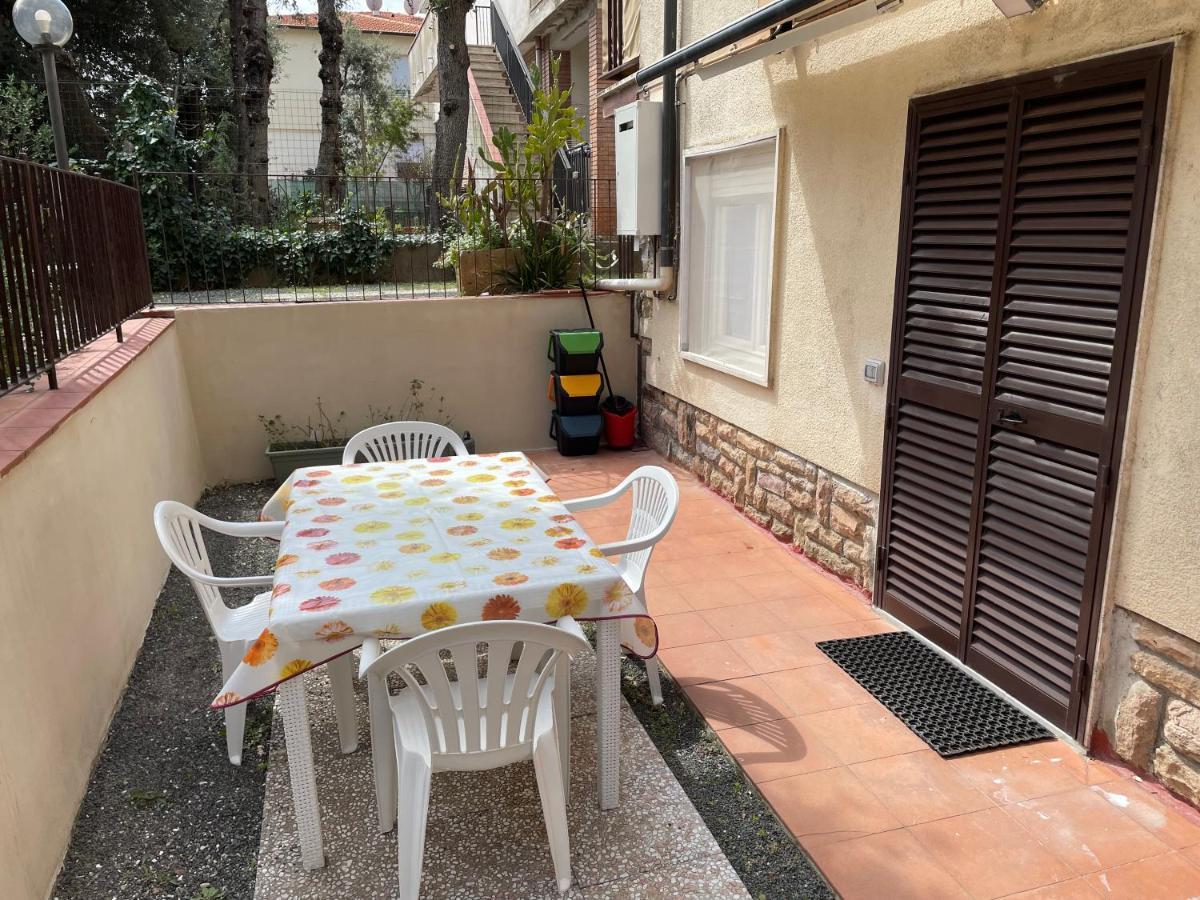 Apartmán Giardino Sud - A Pochi Passi Dal Mare San Vincenzo Exteriér fotografie
